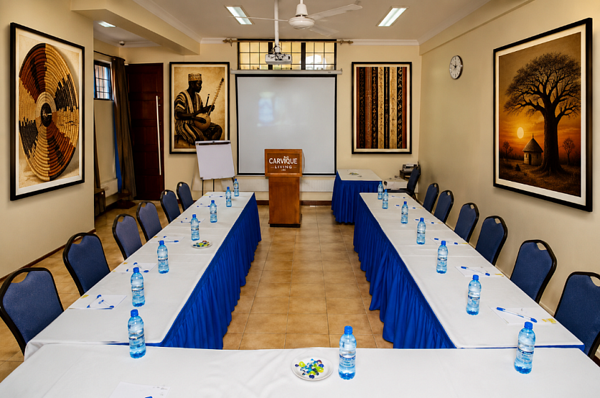 MEETING ROOM AFTER TRANSFORMATION